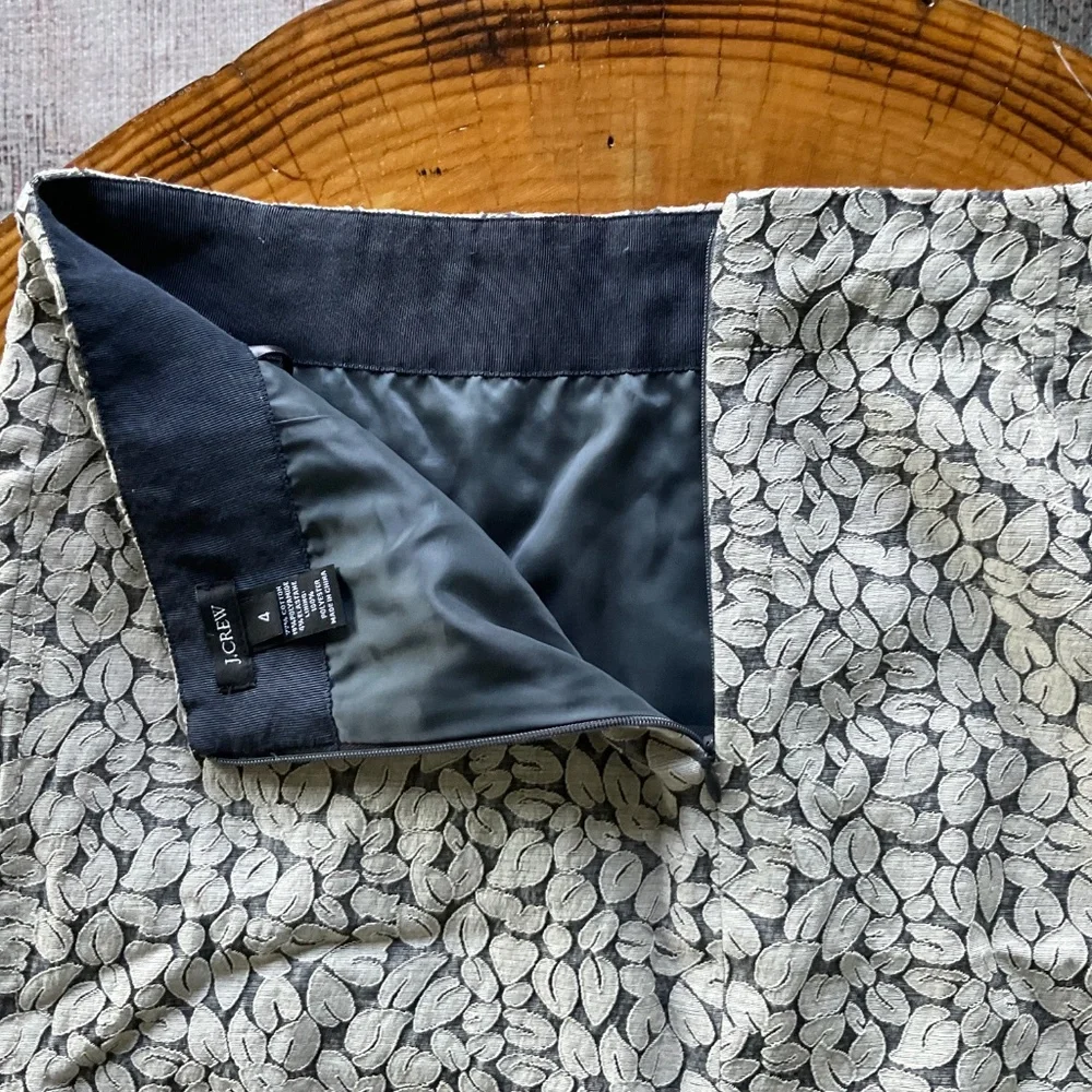 J. Crew Gray/Blue Skirt Overlay Leaf Pattern Pockets Fully Lined